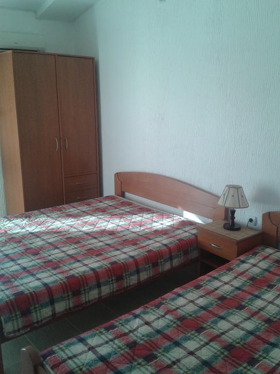 Guesthouse Lautasevic Petrovac Exterior photo