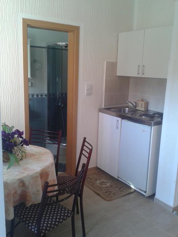 Guesthouse Lautasevic Petrovac Exterior photo